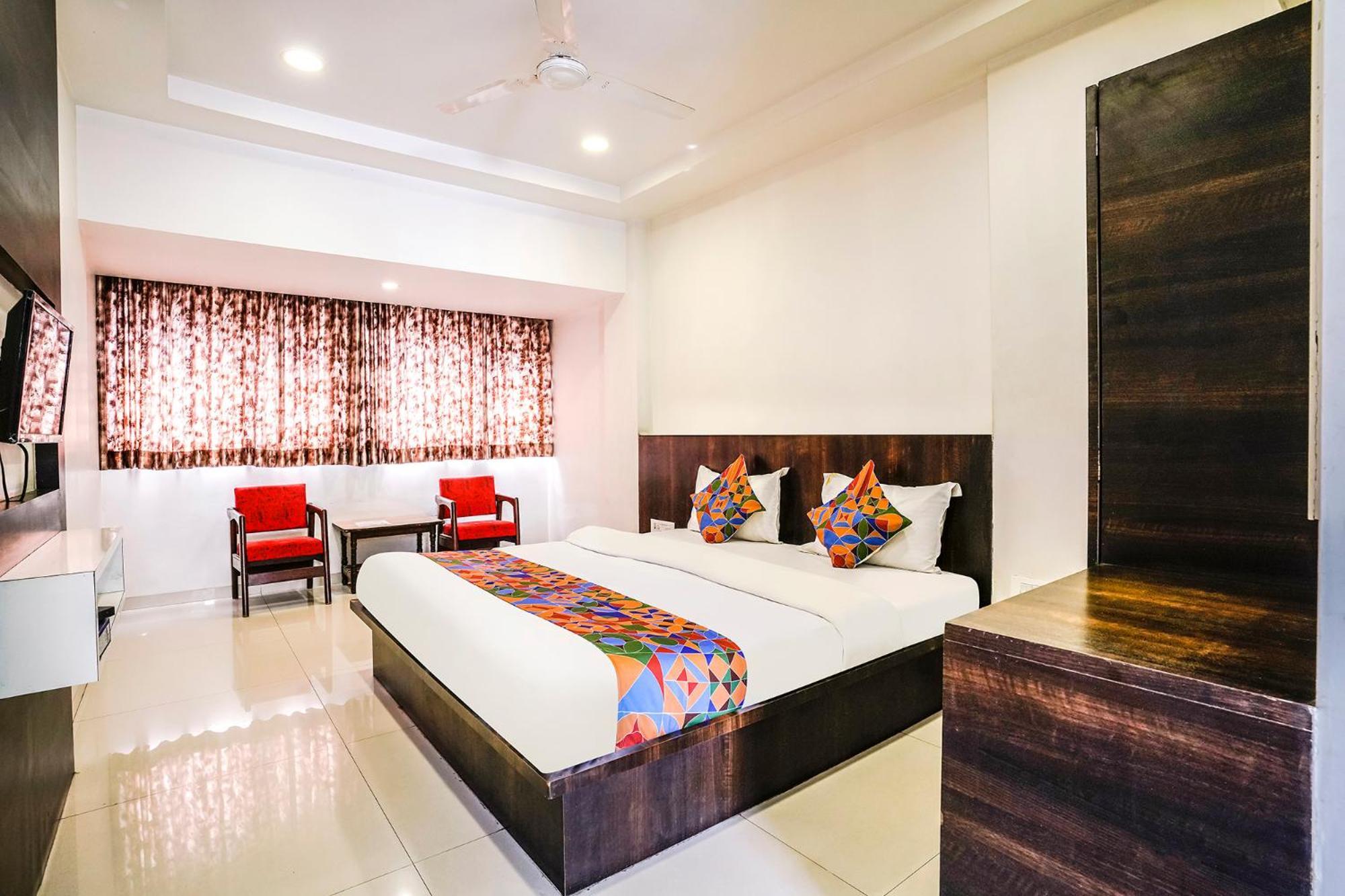 Hotel Fabexpress Raj Tourist Nashik Zewnętrze zdjęcie